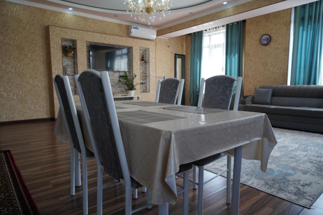 Nice And Comfortable Apartment In The Downtown Of Bisjkek Buitenkant foto